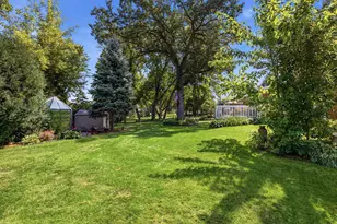 660 Harmony Cir, Wayzata, MN 55391 - Photo 39