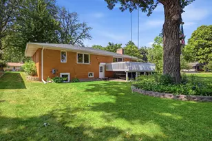 660 Harmony Cir, Wayzata, MN 55391 - Photo 37