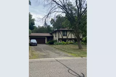 3052 Camelot Circle, Woodbury, MN 55125 - Photo 1