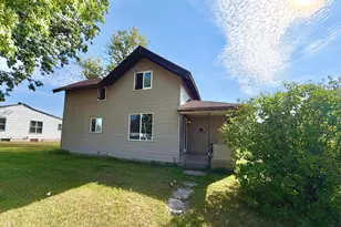 508 NW 8th Ave, Grand Rapids, MN 55744 - Photo 1
