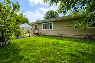 1066 Beatrice St, Eagan, MN 55065 - Photo 21