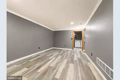 1066 Beatrice Street, Eagan, MN 55065 - Photo 15