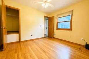 1066 Beatrice St, Eagan, MN 55065 - Photo 11