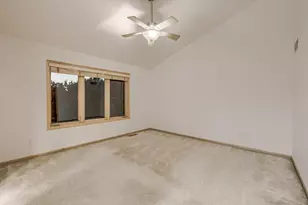 2040 Staghorn Dr, Shakopee, MN 55379 - Photo 21