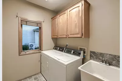 2040 Staghorn Drive, Shakopee, MN 55379 - Photo 35