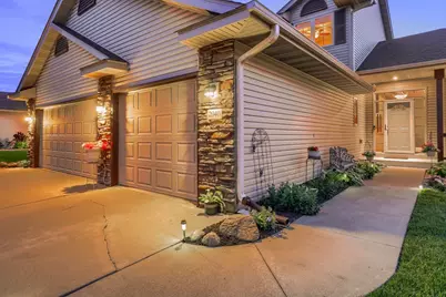 2040 Staghorn Drive, Shakopee, MN 55379 - Photo 3
