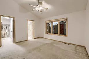 2040 Staghorn Dr, Shakopee, MN 55379 - Photo 19