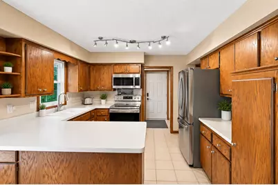 2917 Sequoia Court, Burnsville, MN 55337 - Photo 11