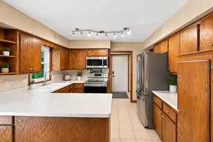 2917 Sequoia Ct, Burnsville, MN 55337 - Photo 11