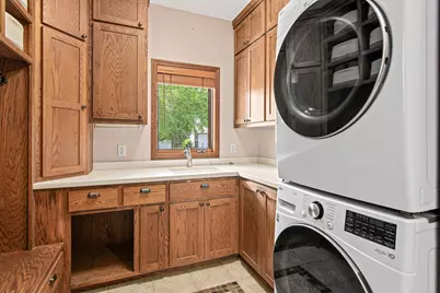 8441 W Lake Drive, Chanhassen, MN 55317 - Photo 11