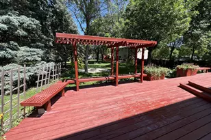 8441 W Lake Dr, Chanhassen, MN 55317 - Photo 25
