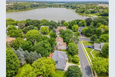 8441 W Lake Drive, Chanhassen, MN 55317 - Photo 37