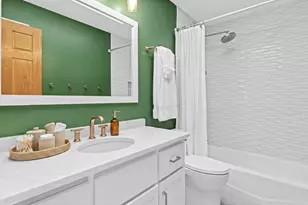 8441 W Lake Dr, Chanhassen, MN 55317 - Photo 17