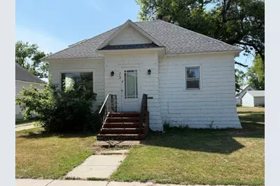 213 11th Street N, Breckenridge, MN 56520 - Photo 1