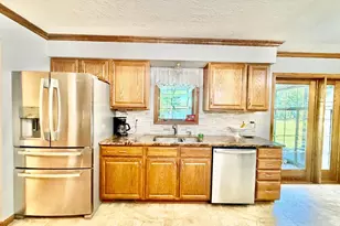 1625 Edgewater Dr, Lake Benton, MN 56149 - Photo 17