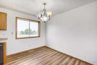 4024 Blakewood Drive, Shakopee, MN 55379 - Photo 9
