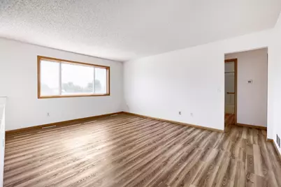 4024 Blakewood Drive, Shakopee, MN 55379 - Photo 5
