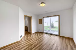 4024 Blakewood Dr, Shakopee, MN 55379 - Photo 15