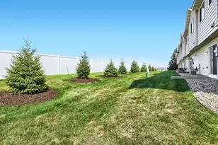 4024 Blakewood Dr, Shakopee, MN 55379 - Photo 27