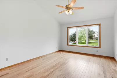 10605 44th Avenue N #E, Plymouth, MN 55442 - Photo 13