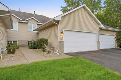 10605 44th Avenue N #E, Plymouth, MN 55442 - Photo 1