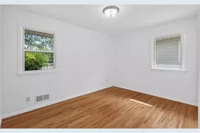 2173 Wilson Avenue, Saint Paul, MN 55119 - Photo 13