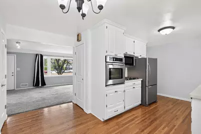 2173 Wilson Avenue, Saint Paul, MN 55119 - Photo 9