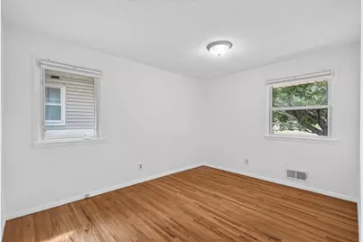 2173 Wilson Avenue, Saint Paul, MN 55119 - Photo 11