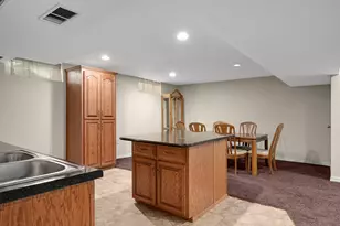 2428 Colfax Ave South, Minneapolis, MN 55405 - Photo 23