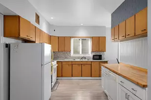 2428 Colfax Ave South, Minneapolis, MN 55405 - Photo 9