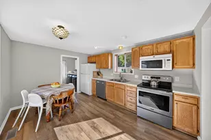 10 5th Street SW, Eyota, MN 55934 - Photo 9