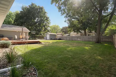 10118 Park Avenue S, Bloomington, MN 55420 - Photo 43