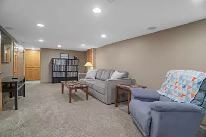 10118 Park Avenue S, Bloomington, MN 55420 - Photo 37