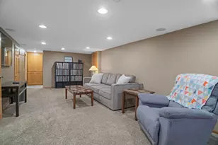 10118 Park Ave S, Bloomington, MN 55420 - Photo 37