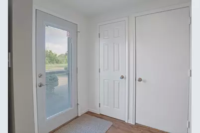 10118 Park Avenue S, Bloomington, MN 55420 - Photo 15