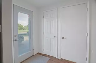 10118 Park Ave S, Bloomington, MN 55420 - Photo 15
