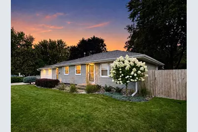 10118 Park Avenue S, Bloomington, MN 55420 - Photo 3