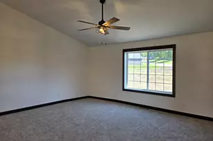 511 Gunnar Ln, Ellendale, MN 56026 - Photo 13