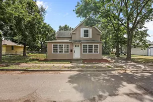 614 Jackson St, Anoka, MN 55303 - Photo 1