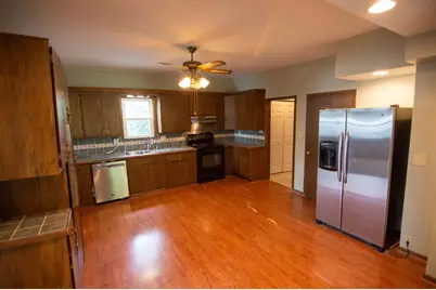 609 Lakeshore Drive, Ortonville, MN 56278 - Photo 9