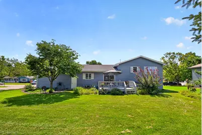 849 E 13th Street, Saint Charles, MN 55972 - Photo 3