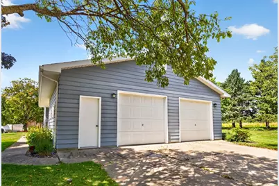 849 E 13th Street, Saint Charles, MN 55972 - Photo 39