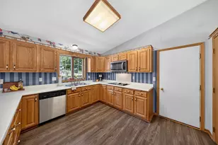 849 E 13th St, Saint Charles, MN 55972 - Photo 11