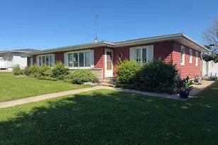 1602/ 1604 Front Street W, Albert Lea, MN 56007 - Photo 1