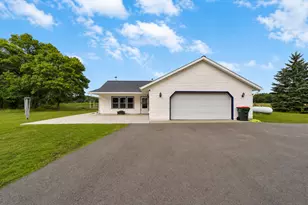3736 Cedar Scenic Rd, Baxter, MN 56425 - Photo 27