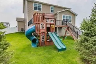 18468 70th Ave N, Maple Grove, MN 55311 - Photo 31