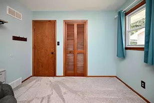 211 6th St SW, Eyota, MN 55934 - Photo 11