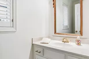 11202 Mt Curve Rd, Eden Prairie, MN 55347 - Photo 25