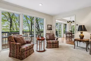 11202 Mt Curve Rd, Eden Prairie, MN 55347 - Photo 17