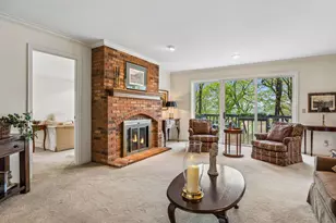 11202 Mt Curve Rd, Eden Prairie, MN 55347 - Photo 15